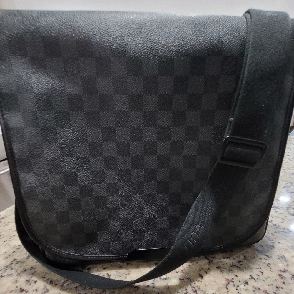 Louis Vuitton Daniel Damier Graphite Black And Grey Messenger Bag - Picture 12 of 12